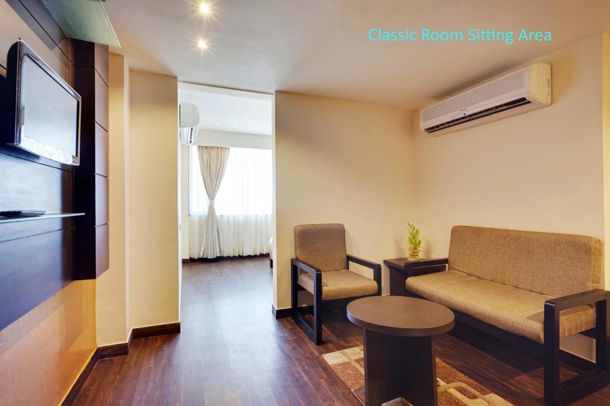 Whispering Palms Hotel ג'איפור מראה חיצוני תמונה